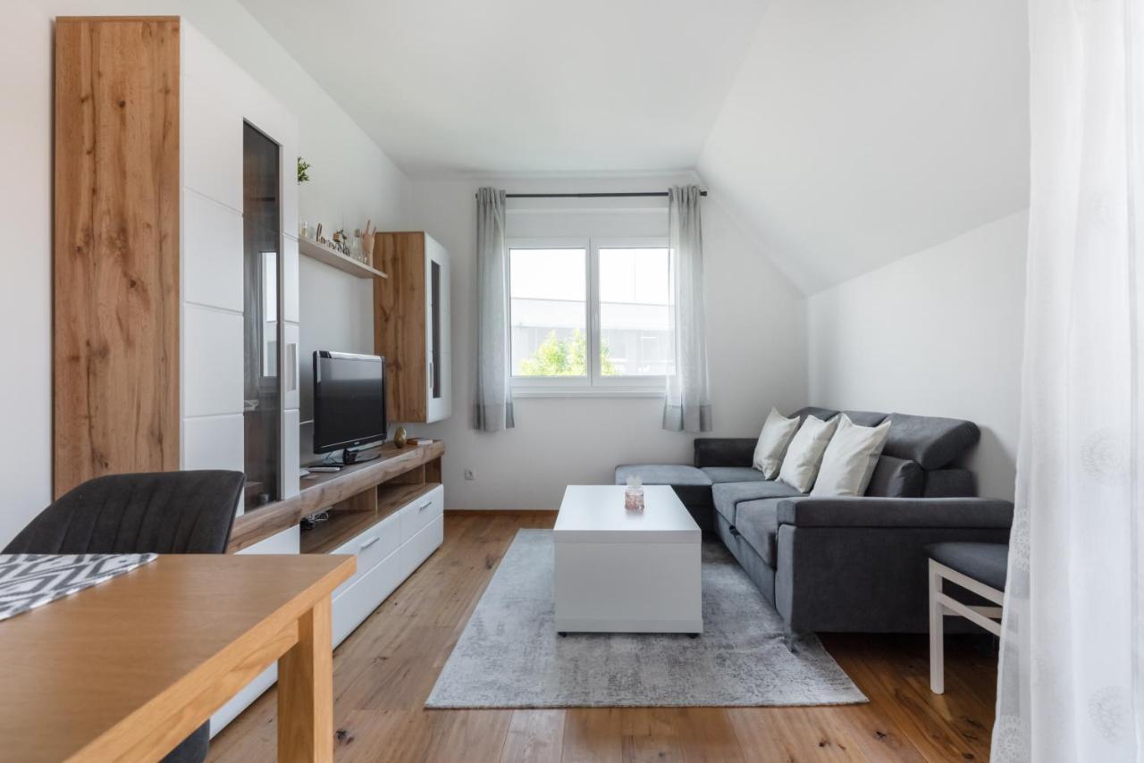 Gruene Ruhelage, 20 Minuten Ins Zentrum Und Parkgarage Wina Bagian luar foto