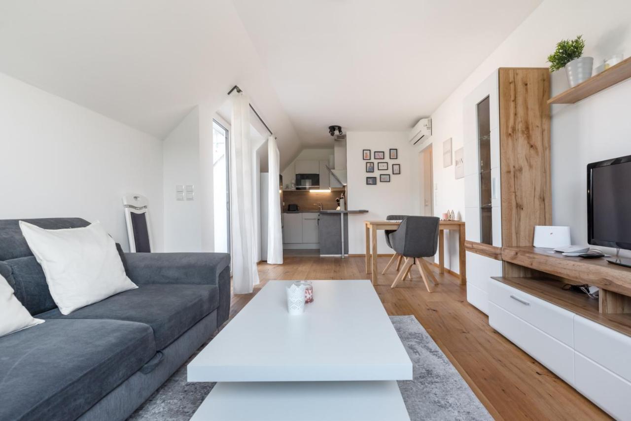 Gruene Ruhelage, 20 Minuten Ins Zentrum Und Parkgarage Wina Bagian luar foto