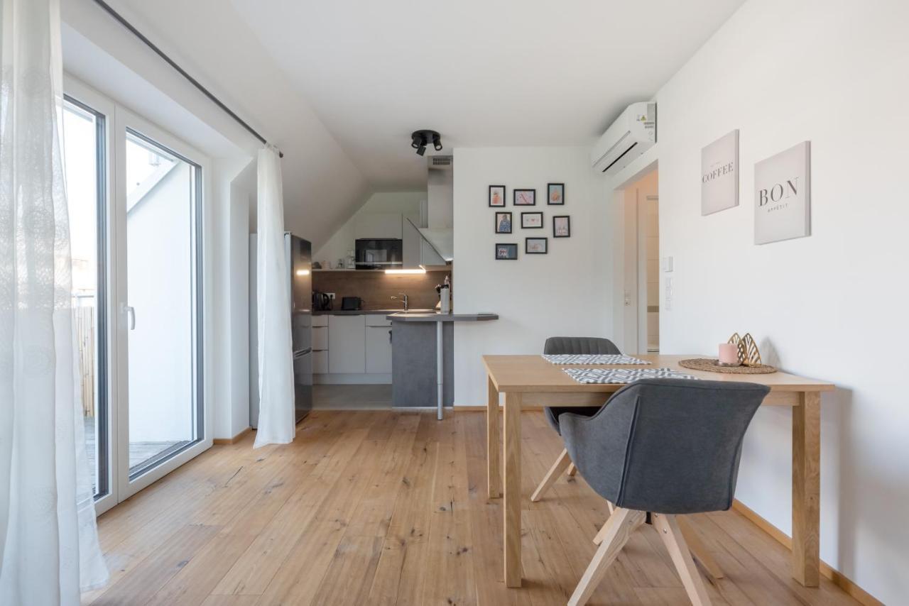 Gruene Ruhelage, 20 Minuten Ins Zentrum Und Parkgarage Wina Bagian luar foto